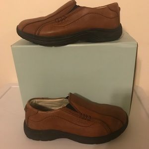 Ladies Cabela's Leather Clogs